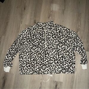 Old Navy Leopard Print Half Zip Mockneck Sweatshirt Size L Black Beige Pullover
